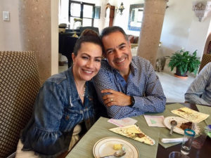 20180401 Easter Potluck Issa And Dani